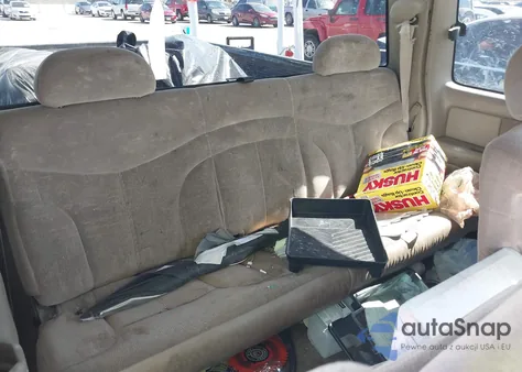 2001 GMC Sierra 1500 Sle z USA, uszkodzony, nr VIN 2GTEC19T011275728